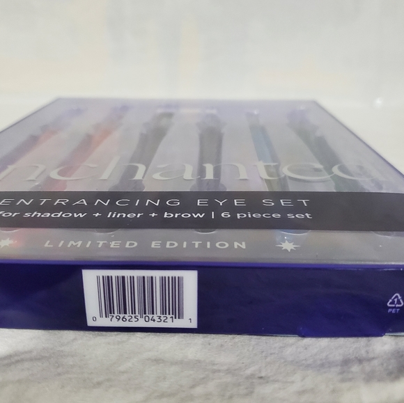 Real techniques Enchanted entrancing eye set brushes - Picture 4 of 4